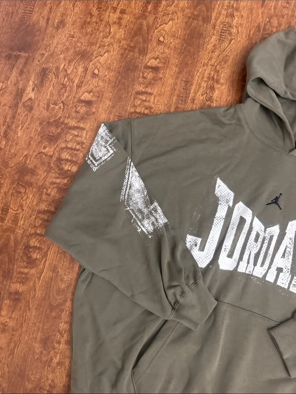 Jordan olive green